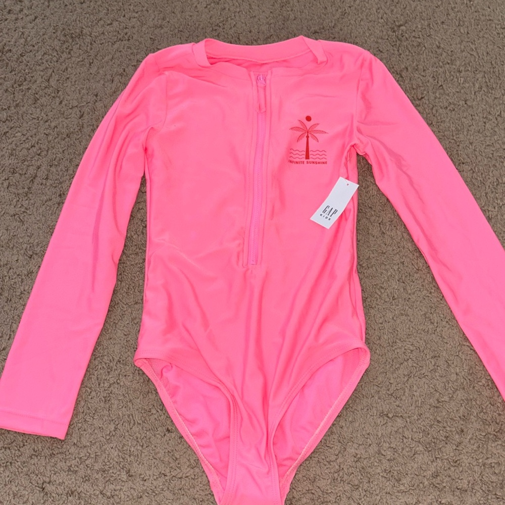 Gap girls swimsuit size M(8) NWT